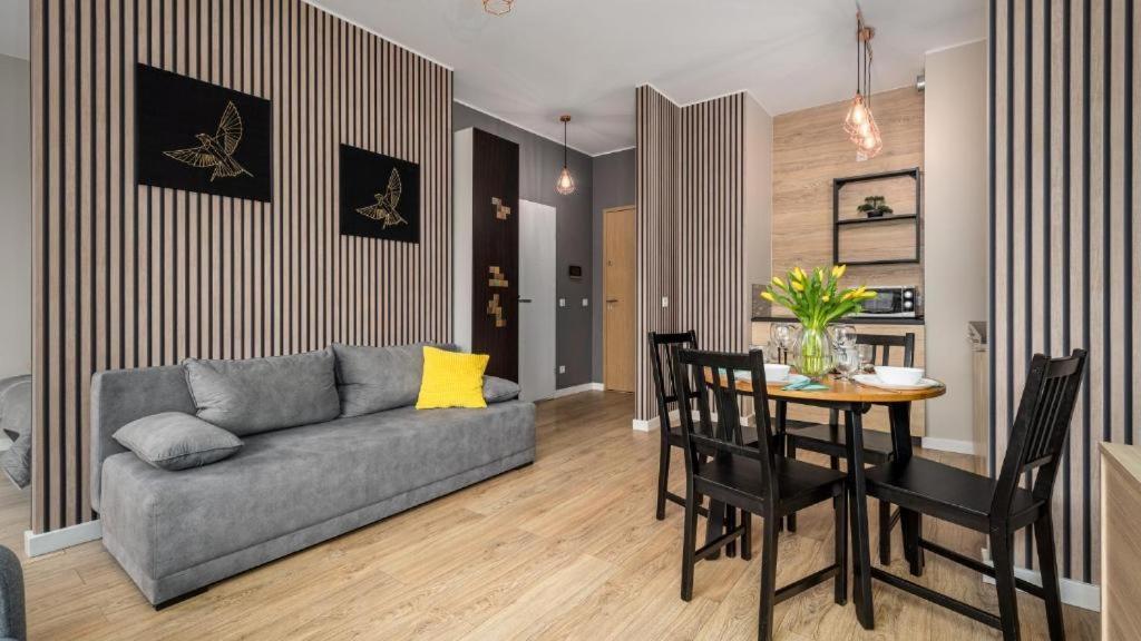 Deluxe Apartments Free Parking วอร์ซอ ภายนอก รูปภาพ